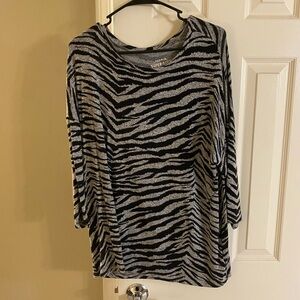 TORRID: Zebra print super soft 3/4 sleeve